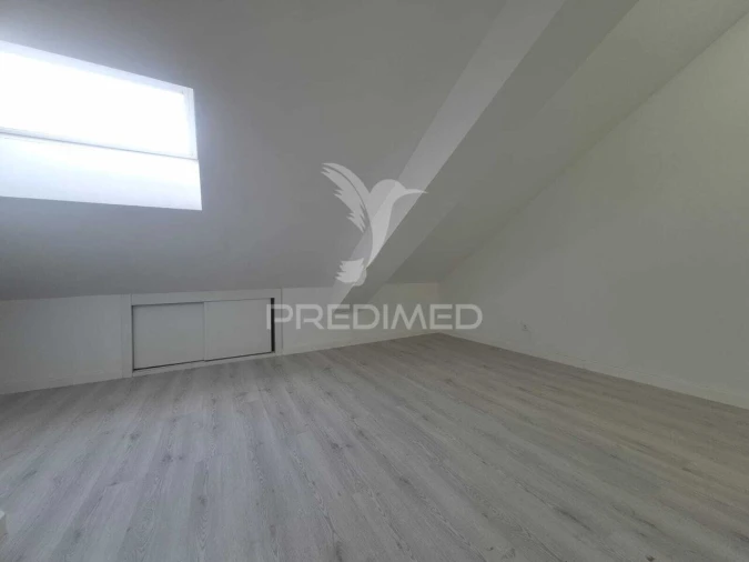 Apartamento T3 para Venda em Costa da Caparica Foto 31