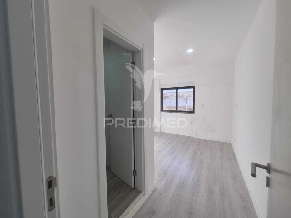 Apartamento T3 para Venda em Costa da Caparica Foto 5