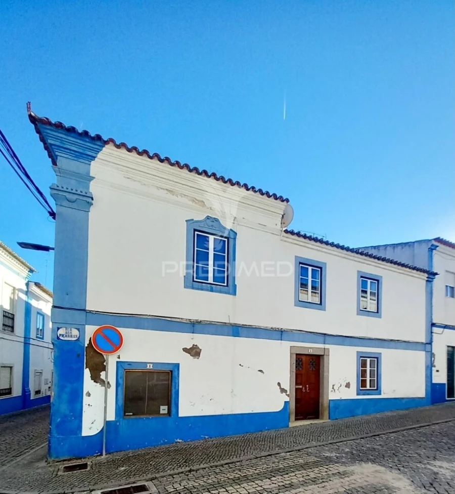 Moradia T7 para Venda em Redondo Foto 3