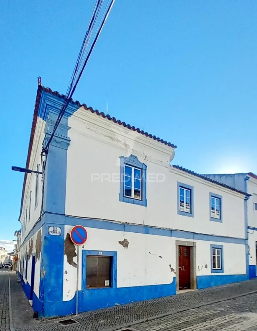 Moradia T7 para Venda em Redondo Foto 4