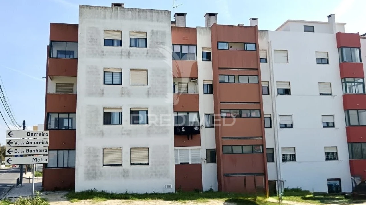 Apartamento T2 para Venda em Alhos Vedros Foto 18