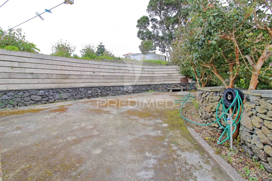 Moradia T2 para Venda em Cinco Ribeiras Foto 21