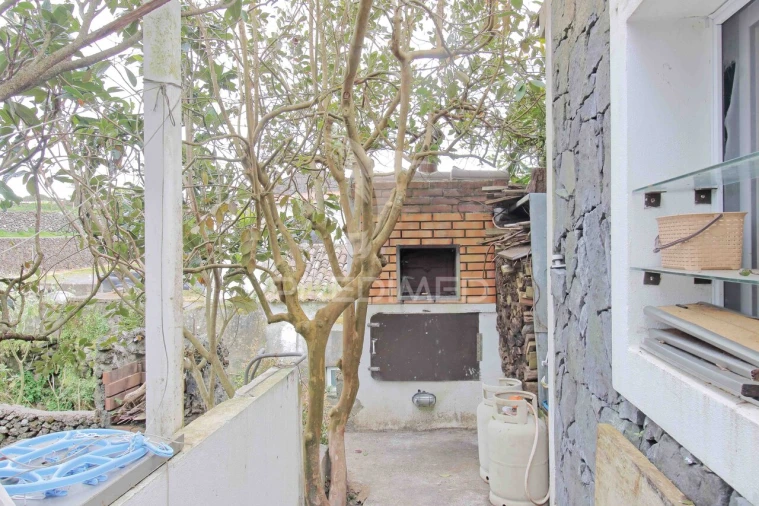 Moradia T2 para Venda em Cinco Ribeiras Foto 31