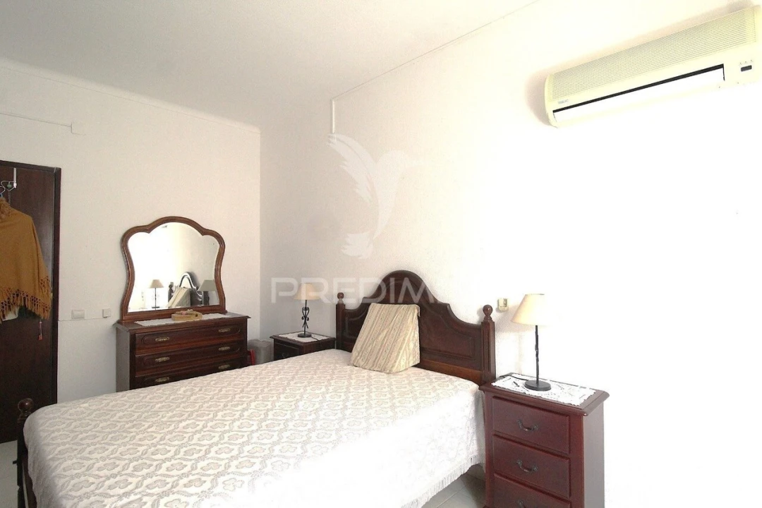 Apartamento T2 para Venda em Cercal Foto 9