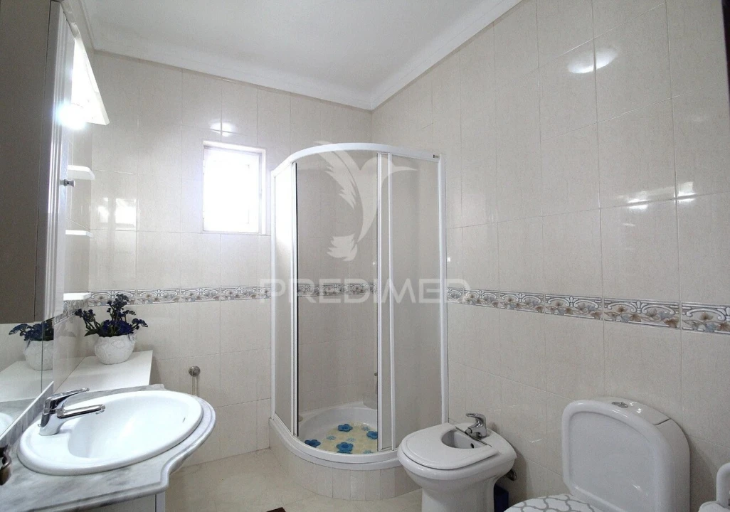 Apartamento T2 para Venda em Cercal Foto 11