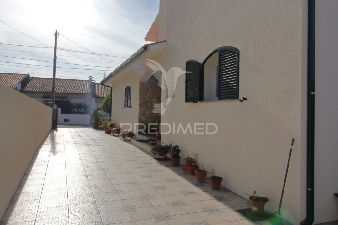 Moradia T3 para Venda em Esgueira Foto 32