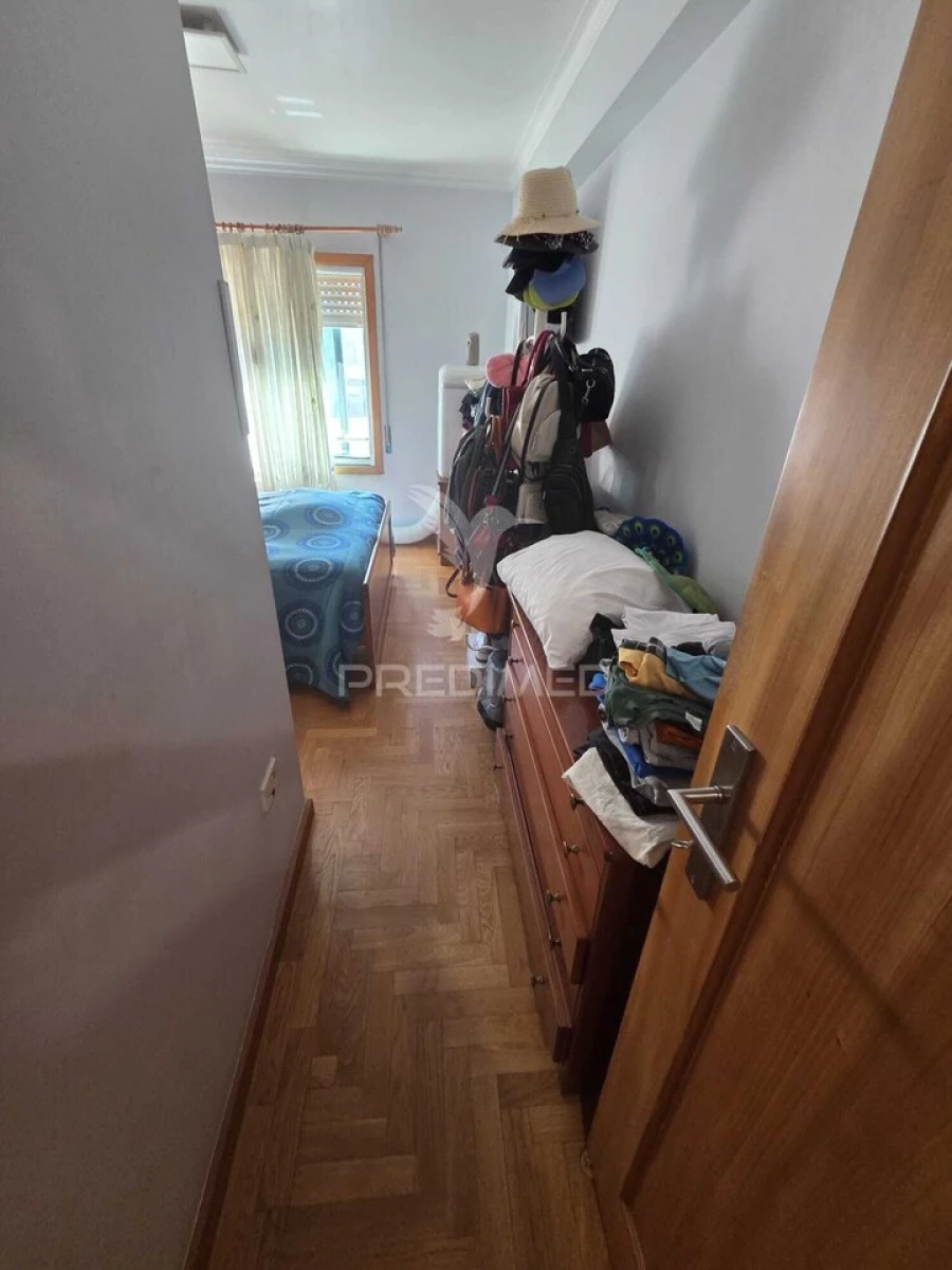 Apartamento T1 para Venda em Santa Maria de Lamas Foto 9