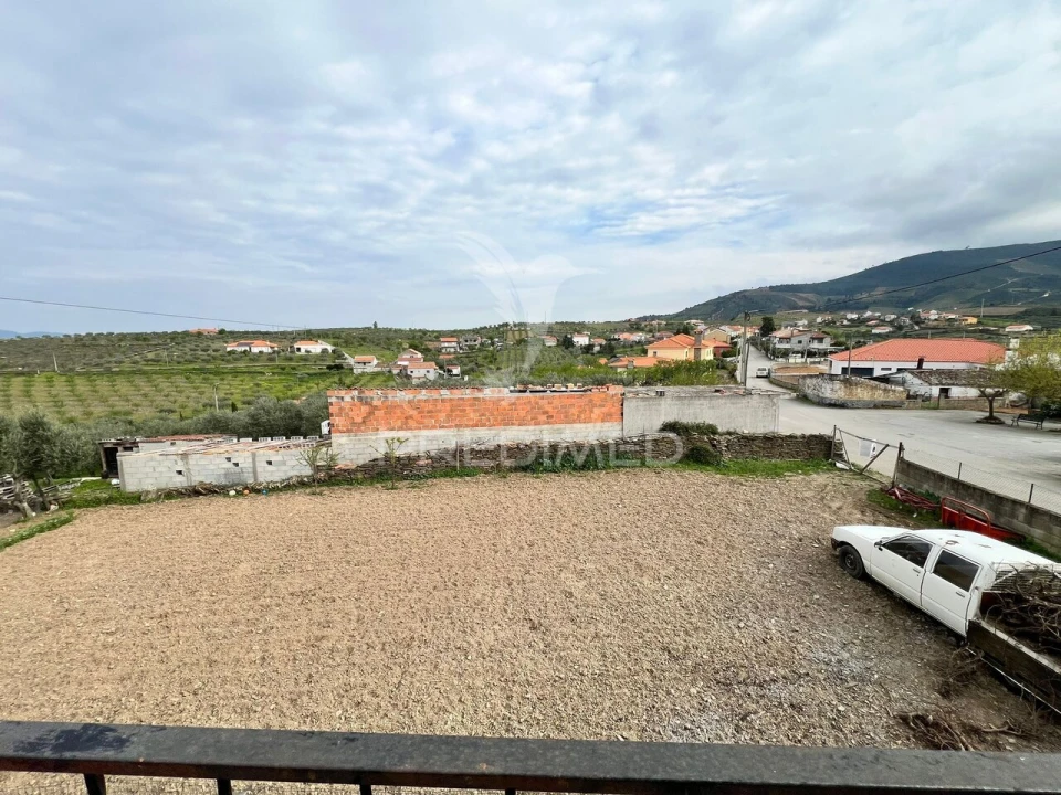 Moradia T3 para Venda em Açoreira Foto 30