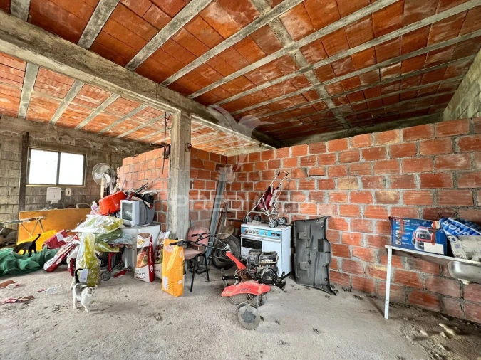 Moradia T3 para Venda em Açoreira Foto 35