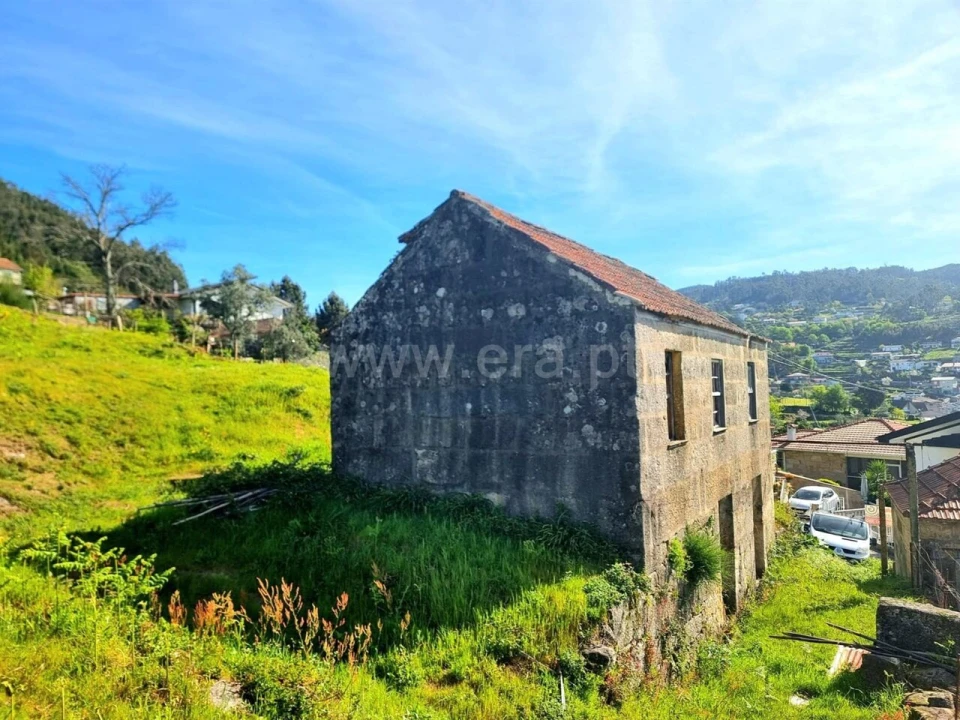 Moradia T0 para Venda em Sande e São Lourenço Foto 1