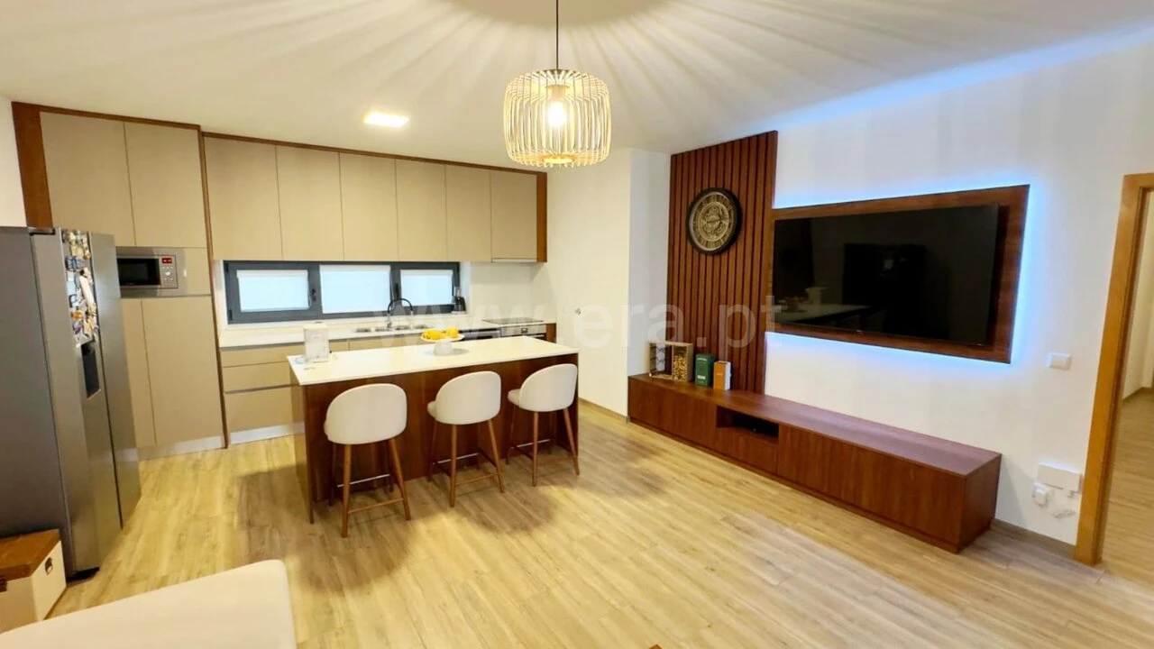 Moradia T3 para Venda em Alpendorada, Várzea e Torrão Foto 10