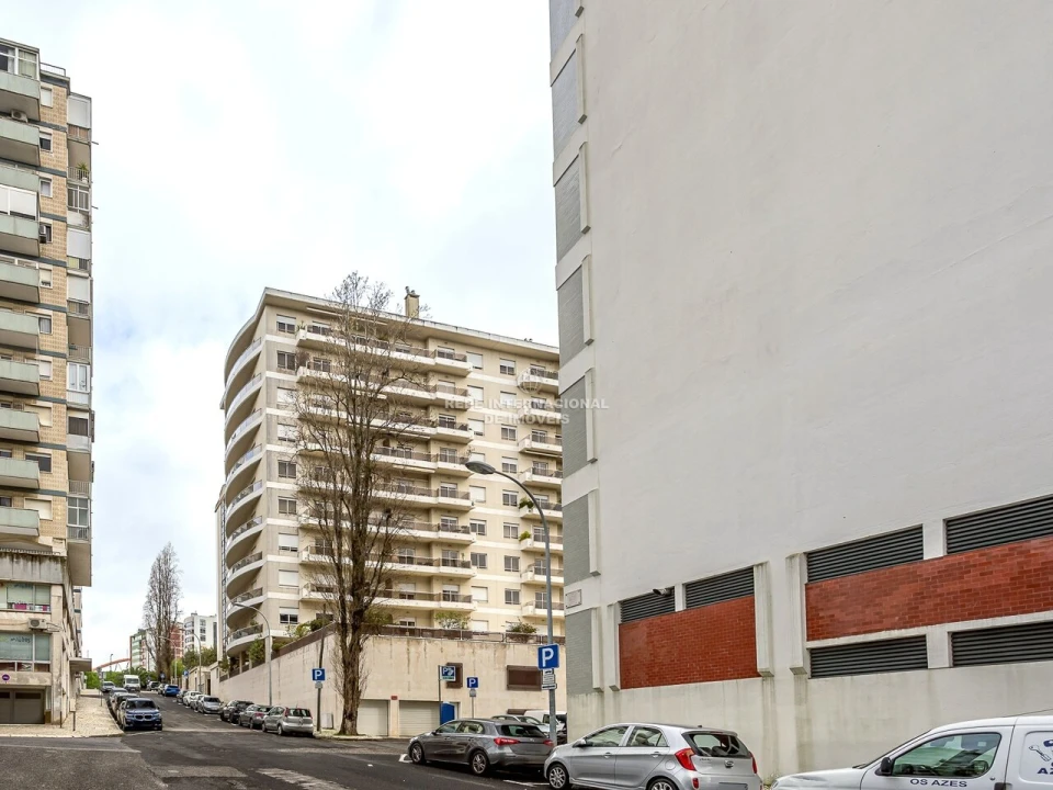 Escritório para Venda em São Domingos de Benfica Foto 22