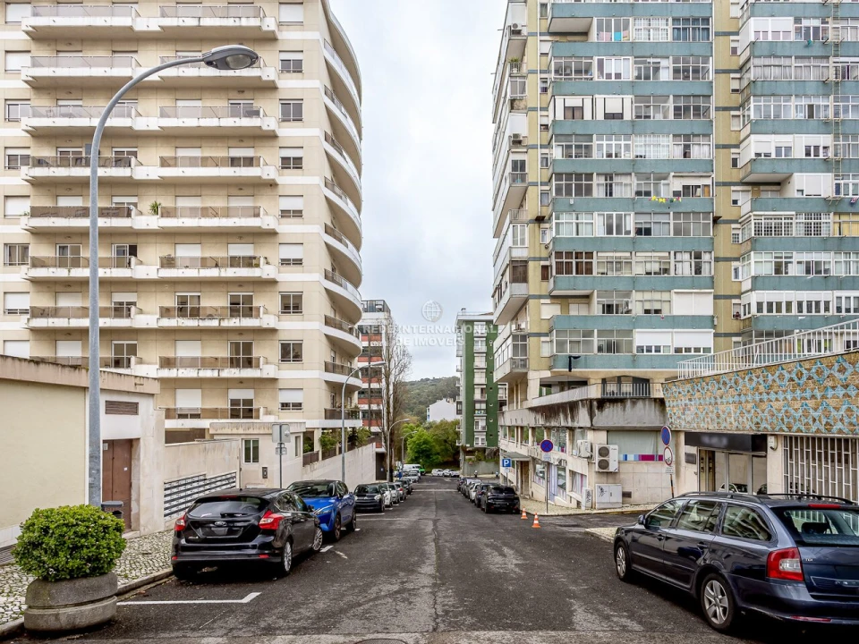 Escritório para Venda em São Domingos de Benfica Foto 19