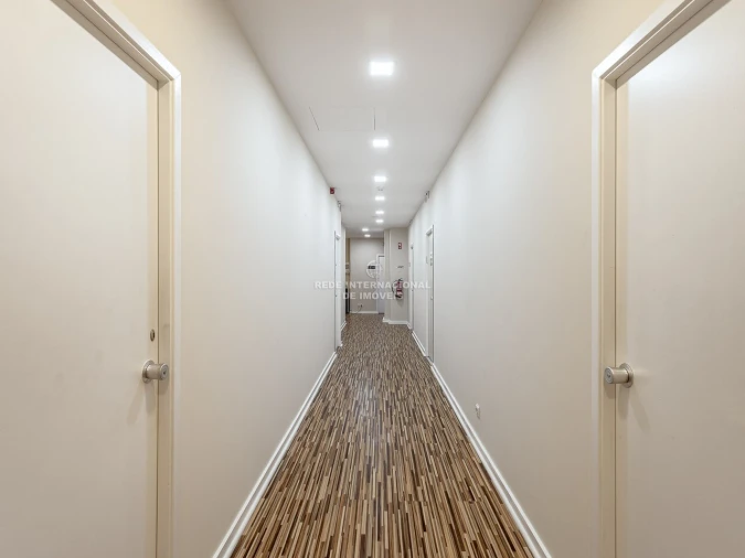 Escritório para Venda em São Domingos de Benfica Foto 8