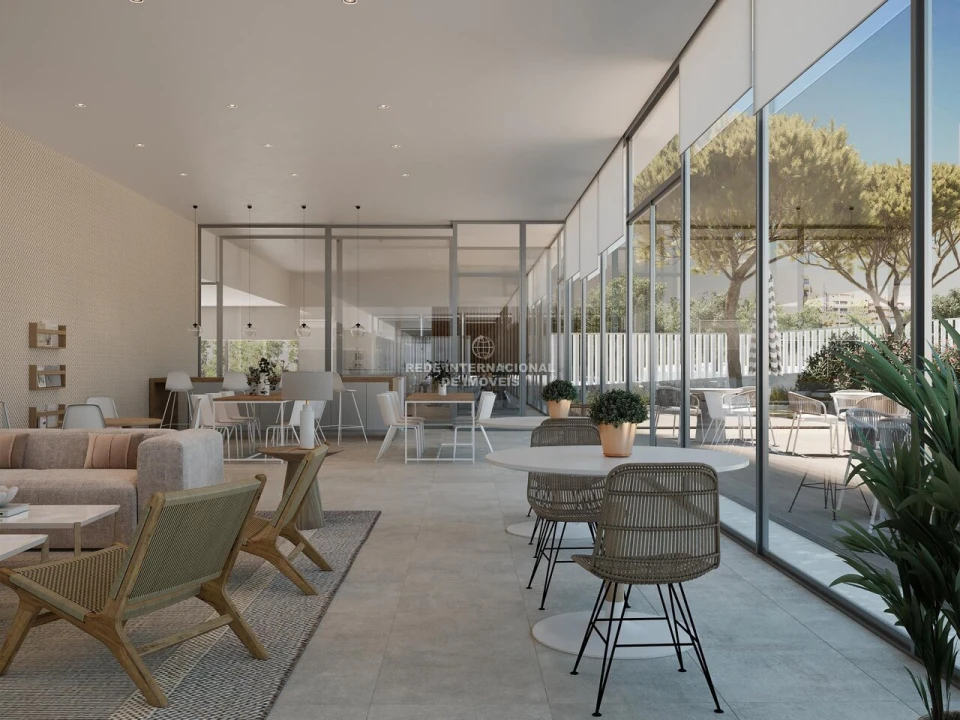 Apartamento T4 para Venda em Portimão Foto 1