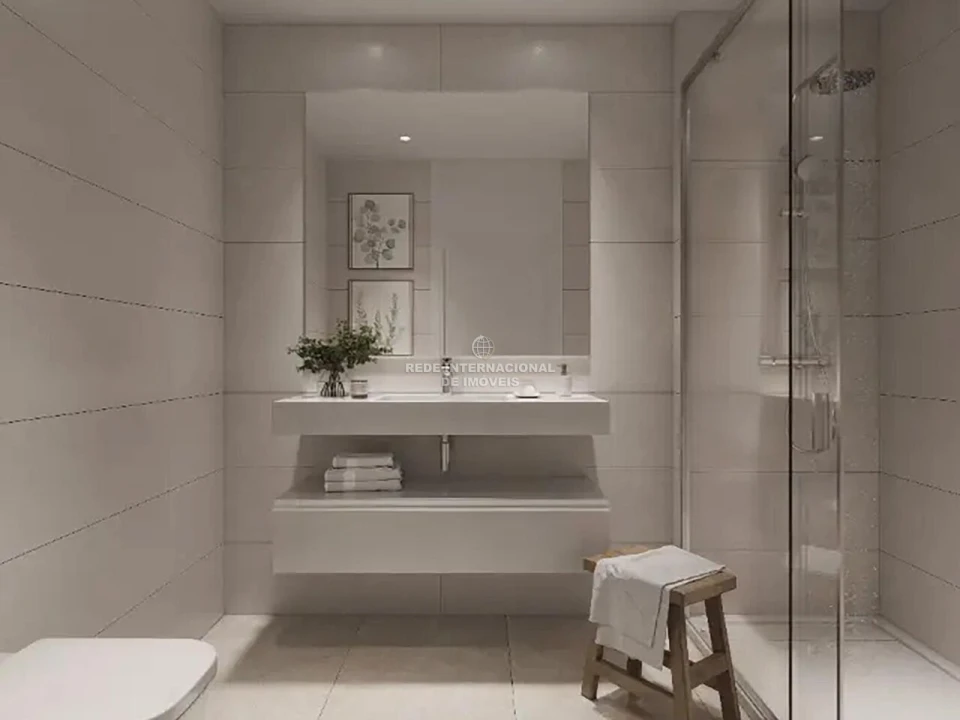 Apartamento T4 para Venda em Portimão Foto 25