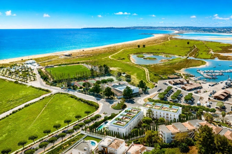 Apartamento T3 para Venda em Alvor Foto 2
