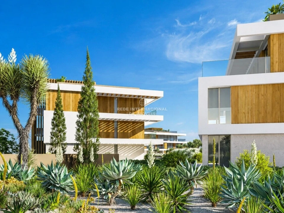 Apartamento T2 para Venda em Quarteira Foto 27