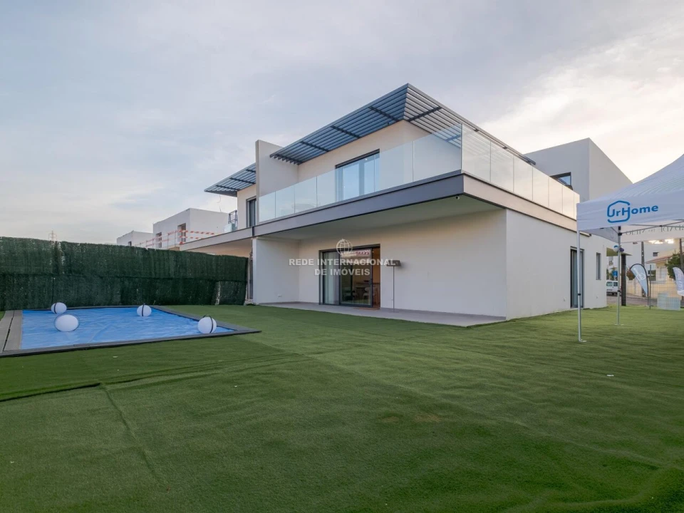 Apartamento T3 para Venda em Amora Foto 22