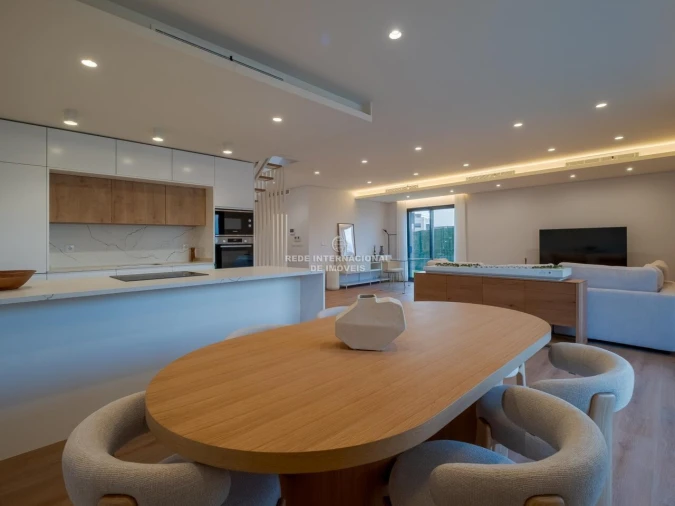 Apartamento T3 para Venda em Amora Foto 3