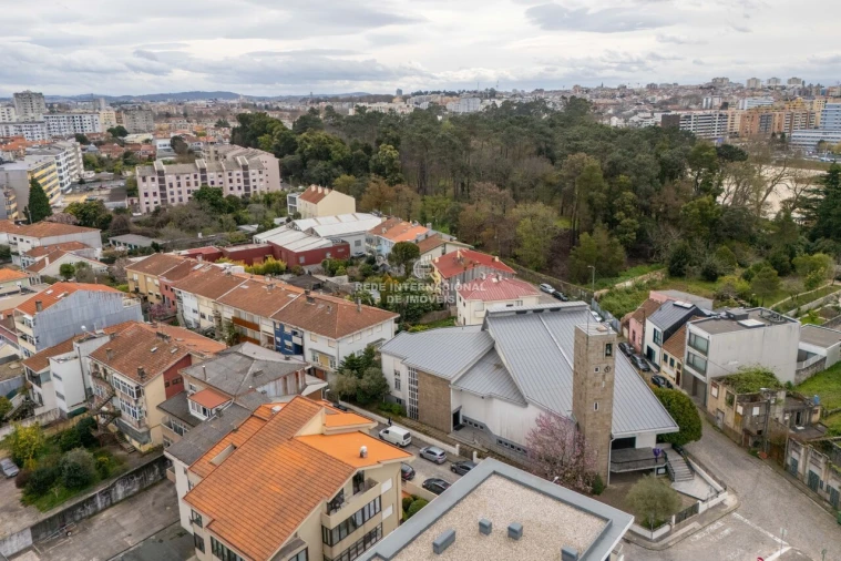 Prédio para Venda em Ramalde Foto 17