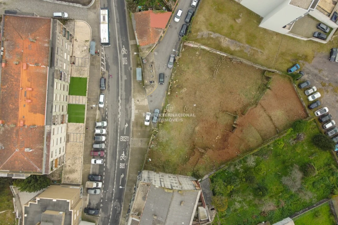 Apartamento T0 para Venda em Paranhos Foto 2