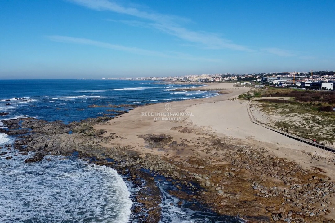 Apartamento T4 para Venda em Madalena Foto 8