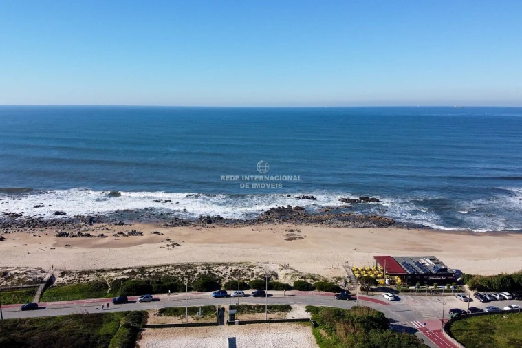 Apartamento T4 para Venda em Madalena Foto 6