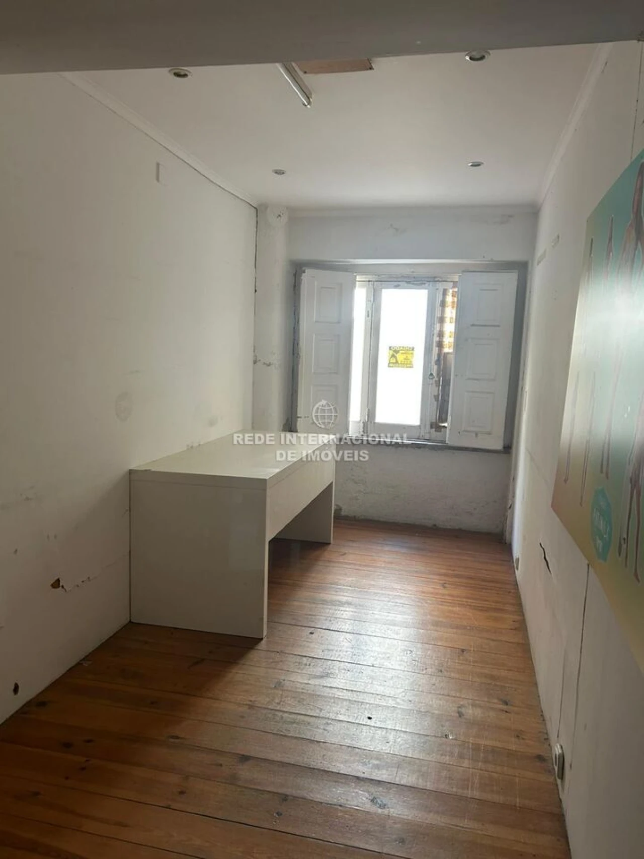 Loja para Venda em Campo de Ourique Foto 18