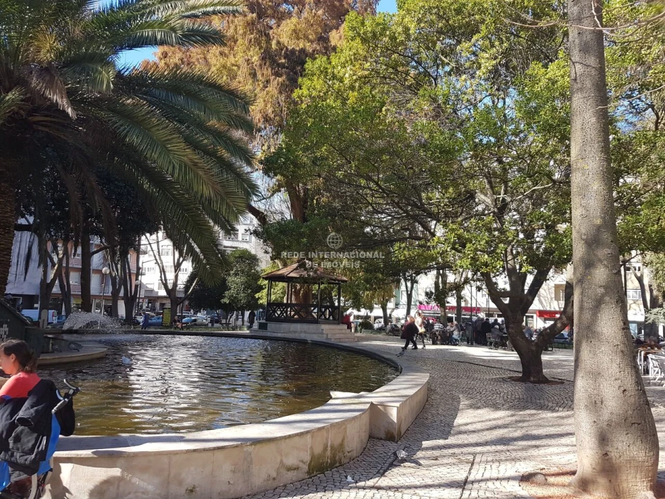 Loja para Venda em Campo de Ourique Foto 6