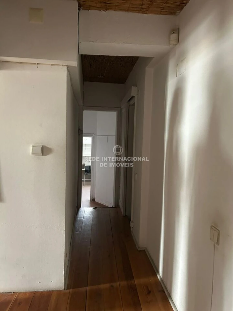 Loja para Venda em Campo de Ourique Foto 26