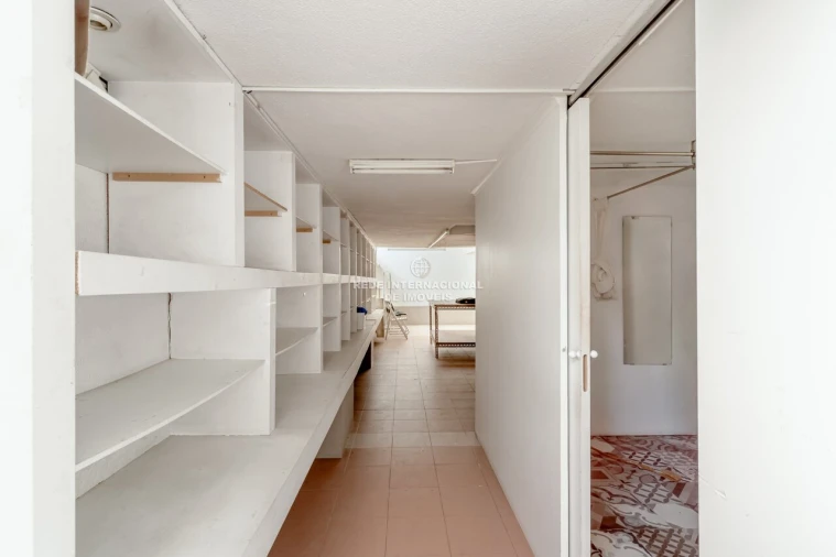 Loja para Venda em Campo de Ourique Foto 35