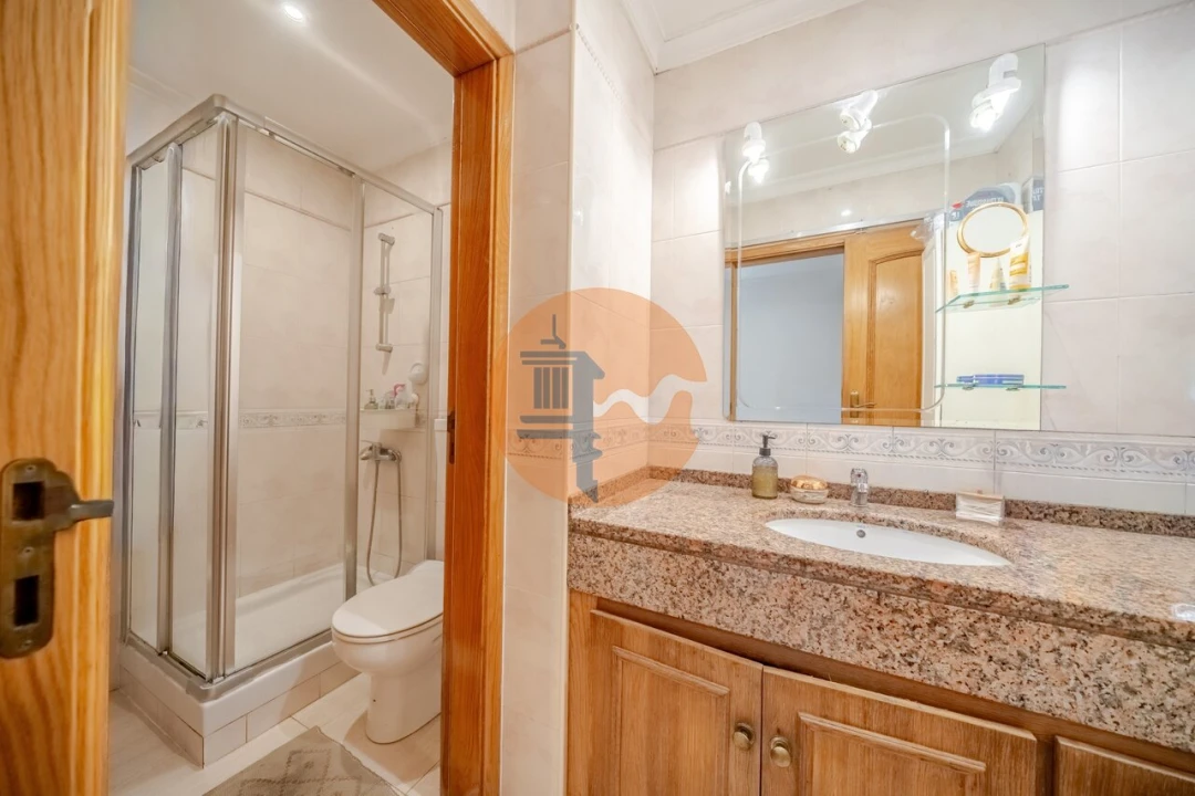 Apartamento T3 para Venda em Vila Real de Santo Antonio Foto 24