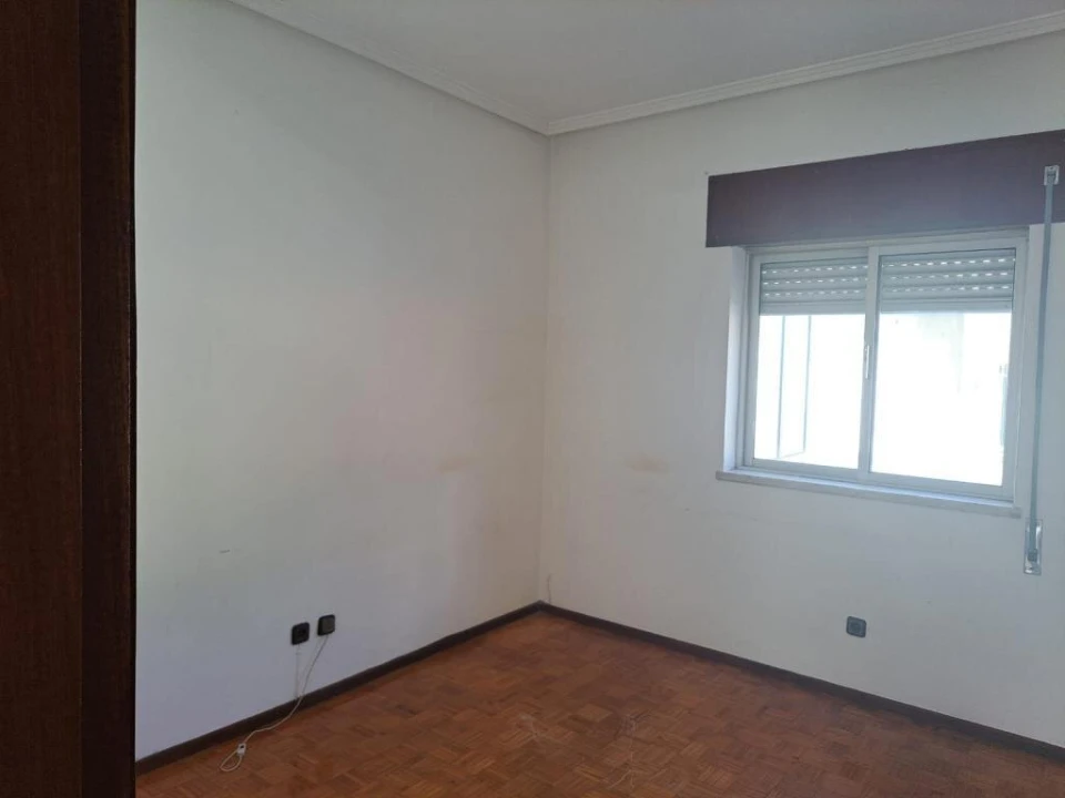 Apartamento T2 para Venda em Guarda Foto 4