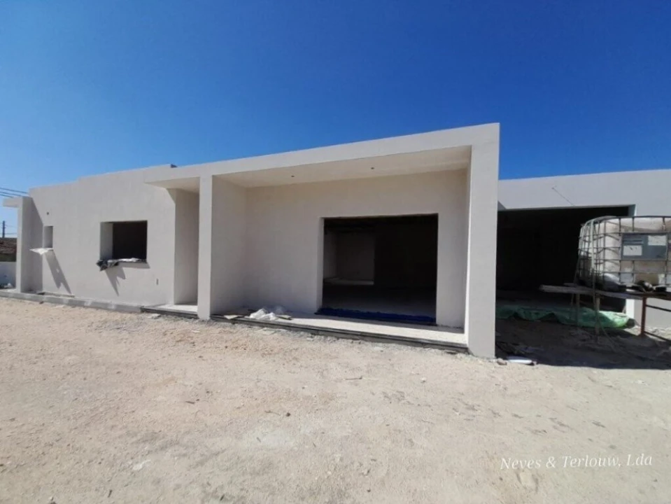 Moradia T3 para Venda em Monte Redondo e Carreira Foto 3