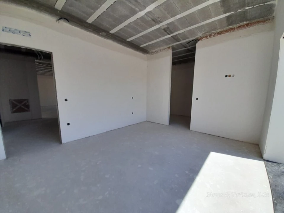 Moradia T3 para Venda em Monte Redondo e Carreira Foto 15