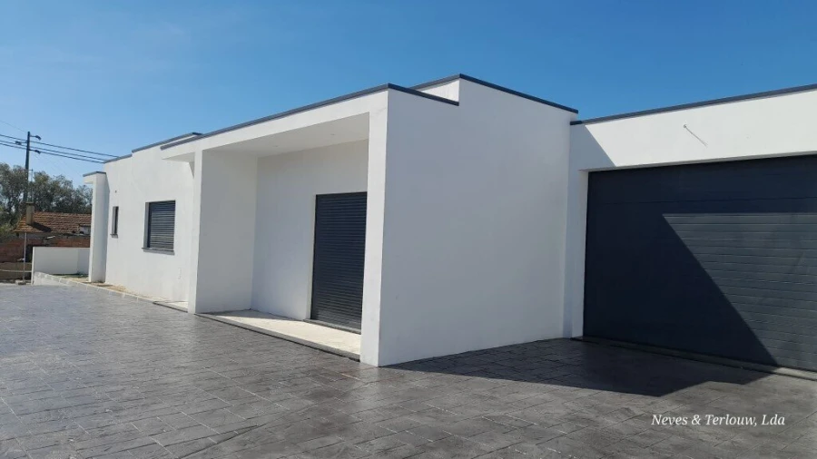 Moradia T3 para Venda em Monte Redondo e Carreira Foto 2