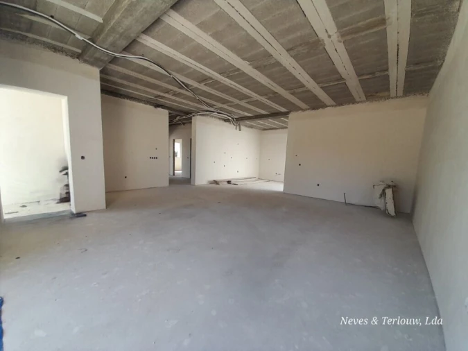 Moradia T3 para Venda em Monte Redondo e Carreira Foto 5