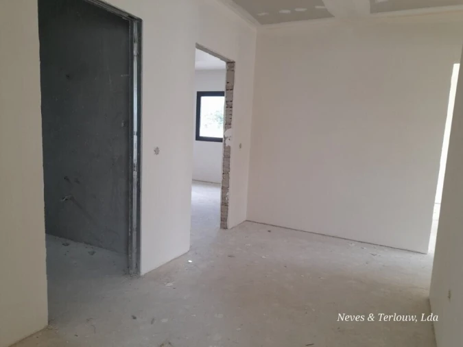 Moradia T3 para Venda em Monte Redondo e Carreira Foto 14