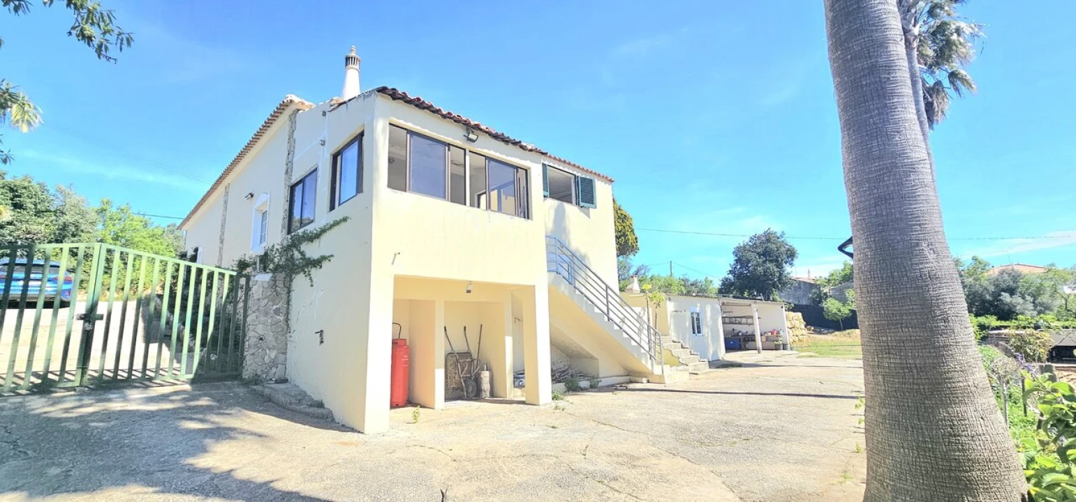 Moradia T3 para Venda em São Bartolomeu de Messines Foto 5