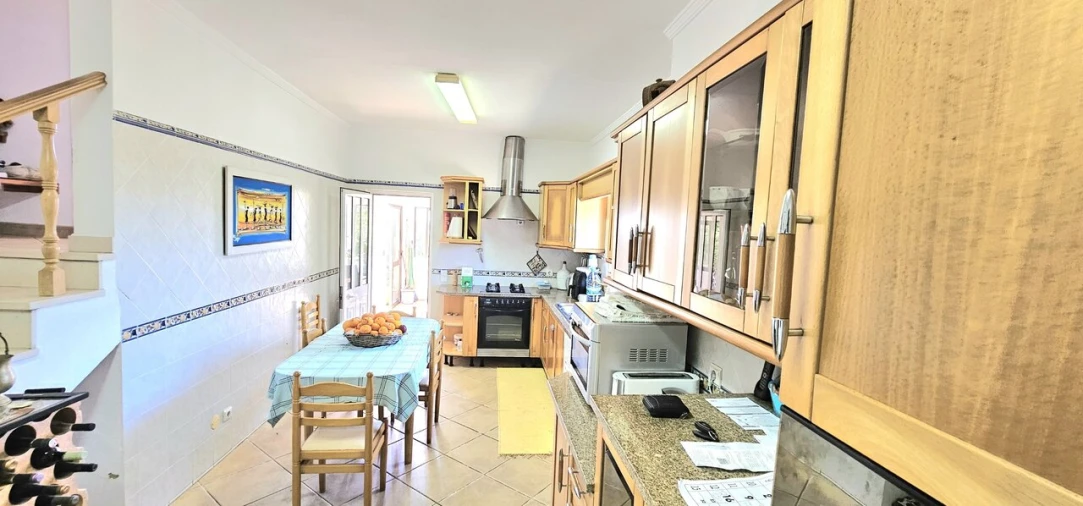 Moradia T3 para Venda em São Bartolomeu de Messines Foto 13