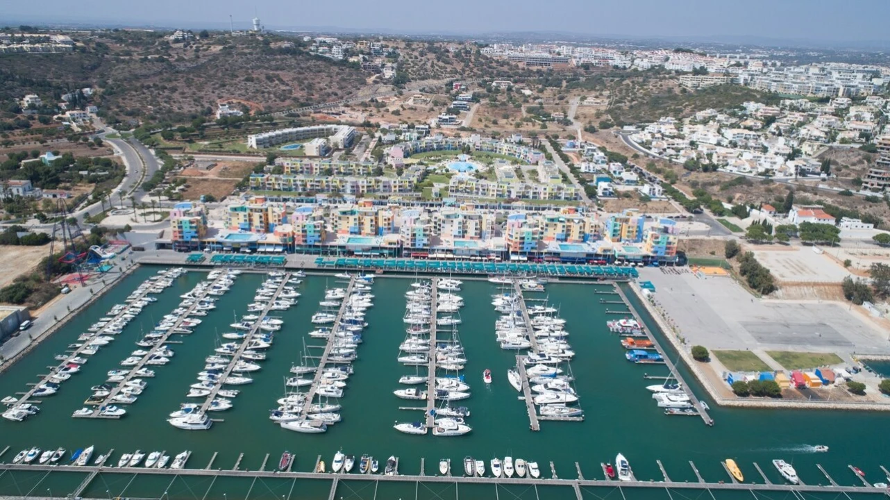 Apartamento T1 para Venda em Albufeira e Olhos de Água Foto 23