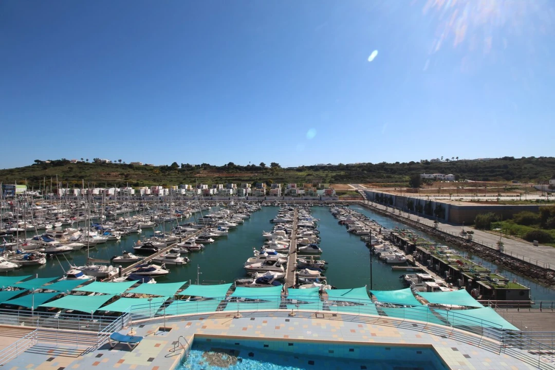 Apartamento T1 para Venda em Albufeira e Olhos de Água Foto 29