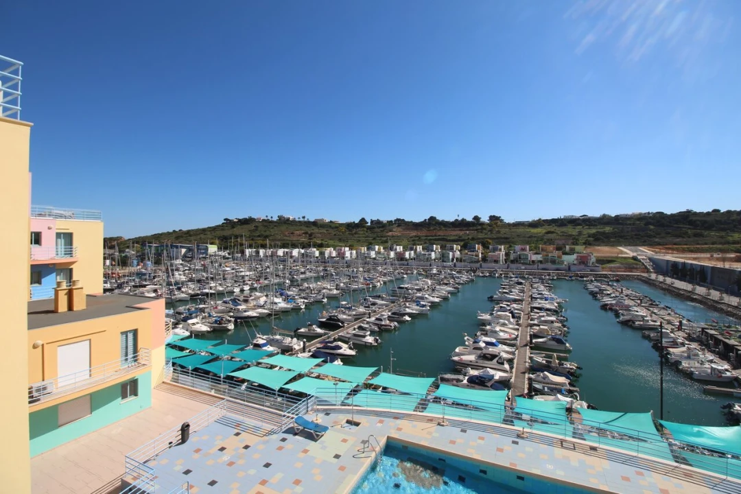 Apartamento T1 para Venda em Albufeira e Olhos de Água Foto 3