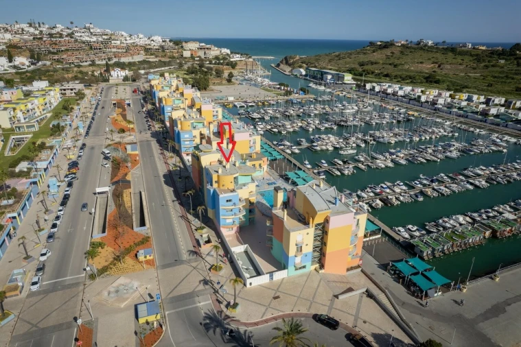 Apartamento T1 para Venda em Albufeira e Olhos de Água Foto 1