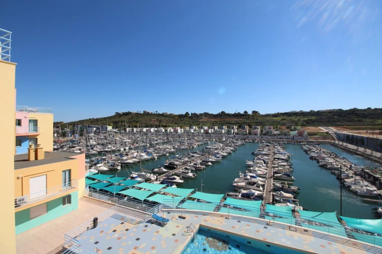 Apartamento T1 para Venda em Albufeira e Olhos de Água Foto 3