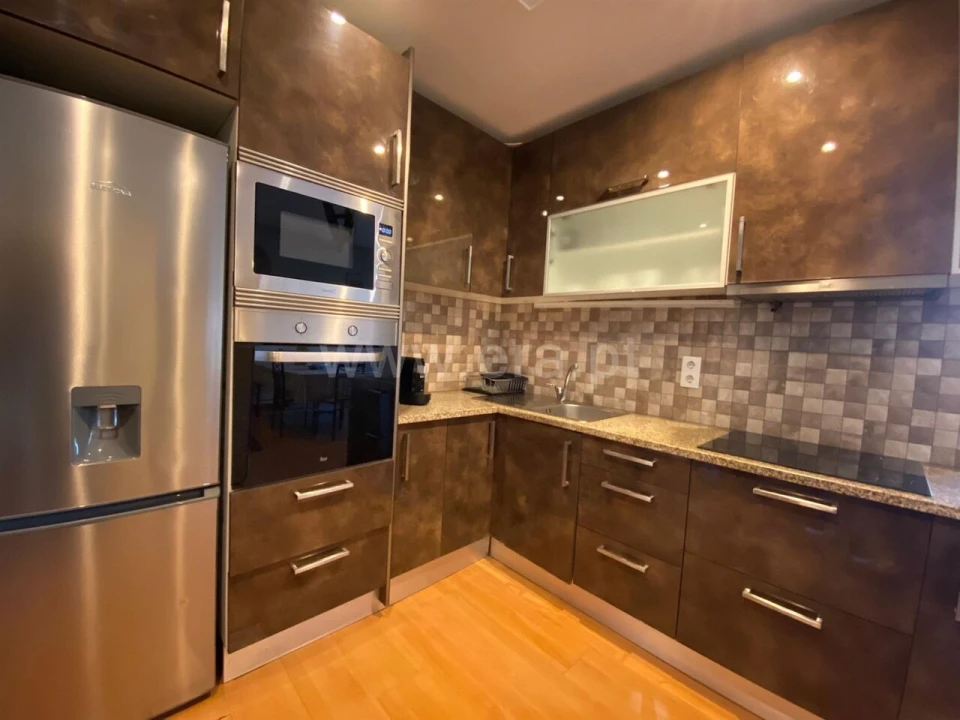 Apartamento T0 para Venda em Vilar de Andorinho Foto 2