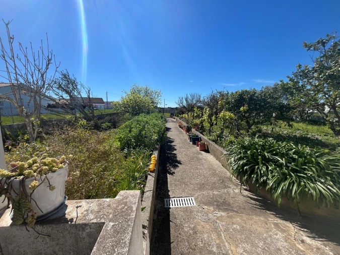 Moradia T4 para Venda em Rogil Foto 31