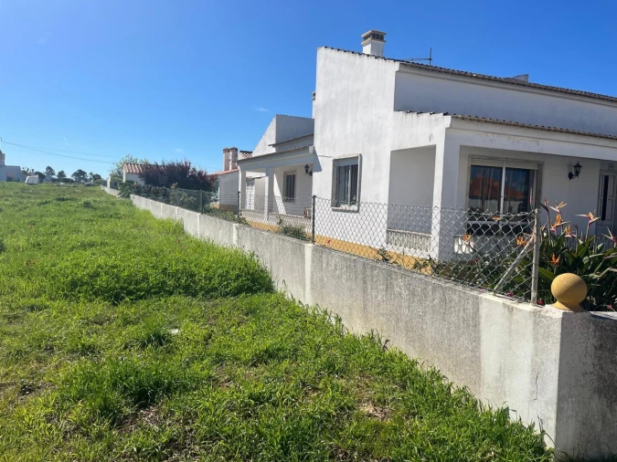 Moradia T4 para Venda em Rogil Foto 38