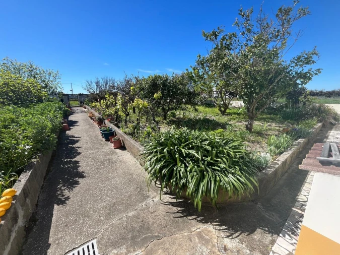 Moradia T4 para Venda em Rogil Foto 25